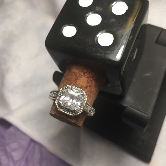 Ring - Picture 2 of 3